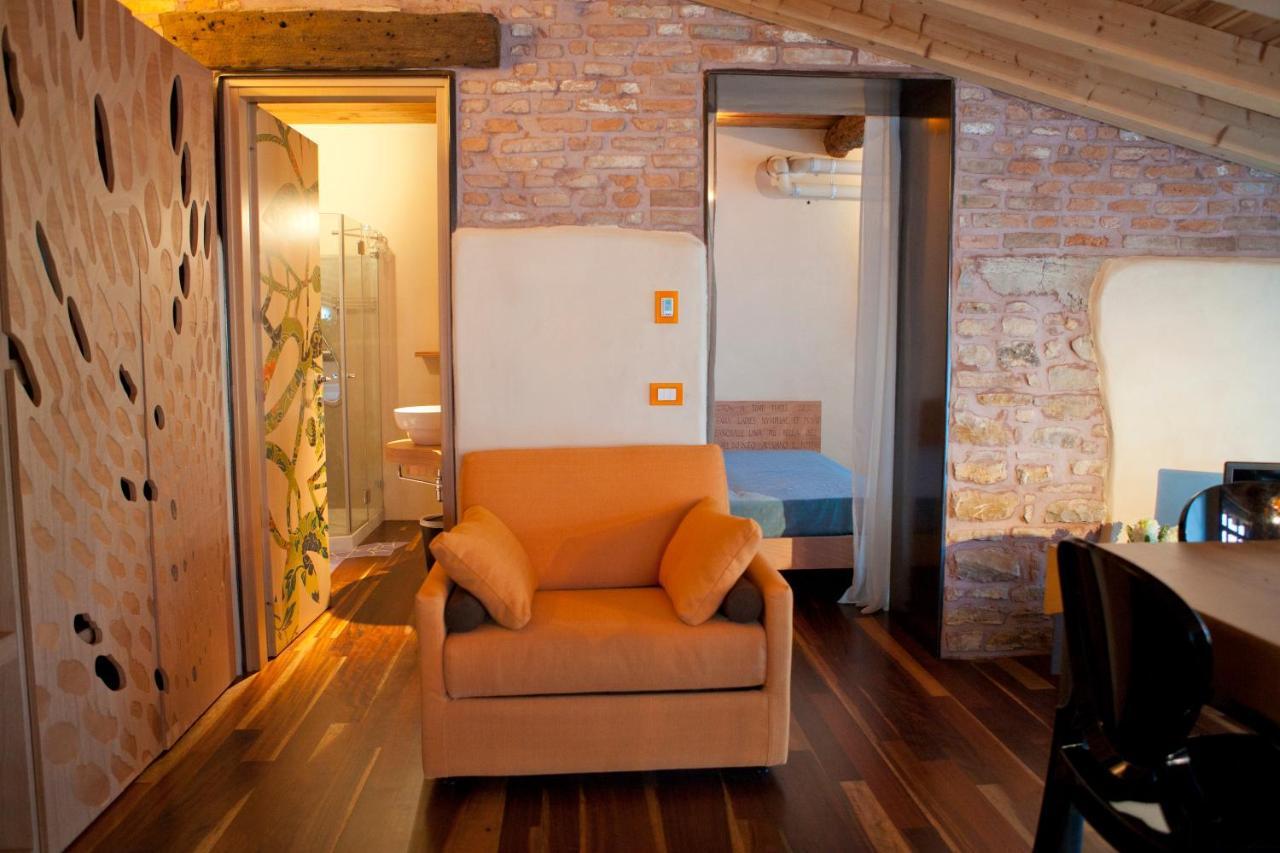 Dimora Le Nove Fate Hotel Bergamo Room photo