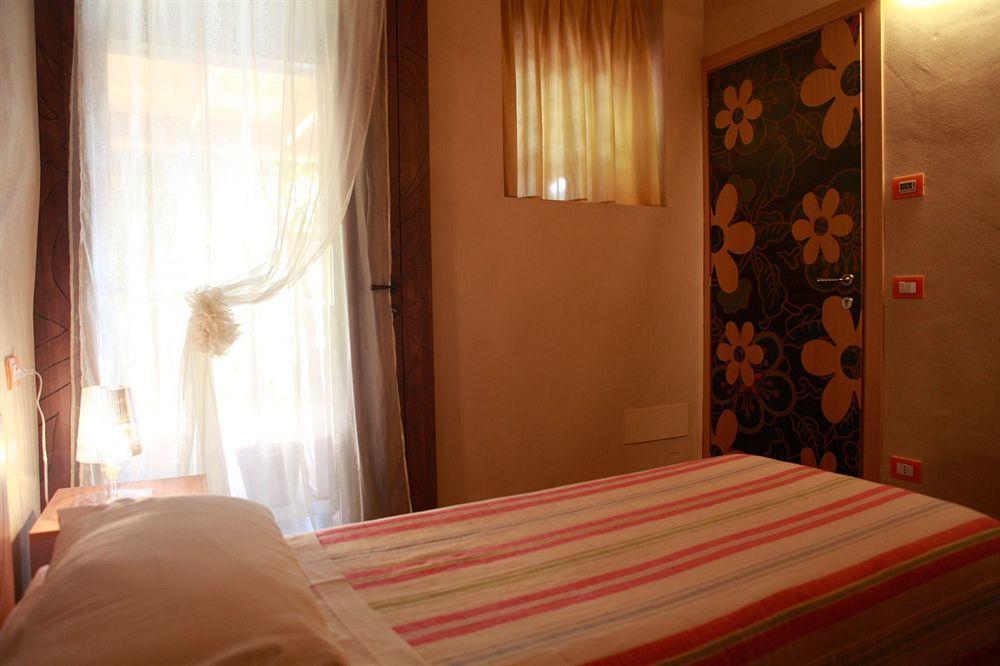 Dimora Le Nove Fate Hotel Bergamo Exterior photo
