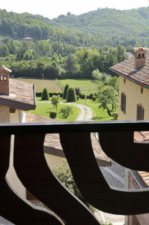 Dimora Le Nove Fate Hotel Bergamo Exterior photo